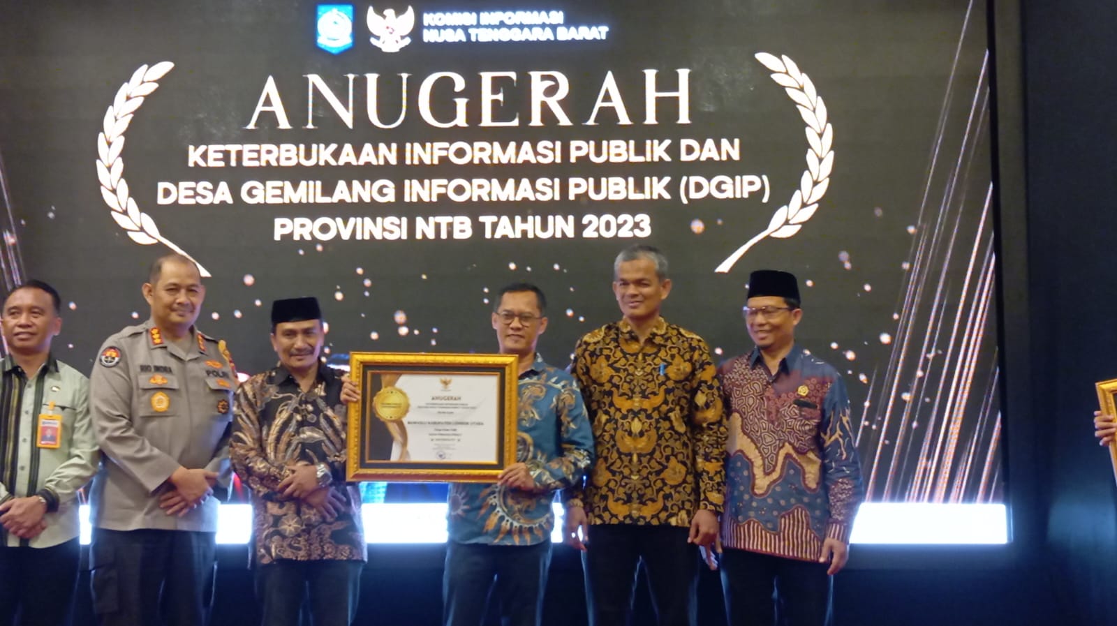 Bawaslu KLU Sabet Penganugerahan Keterbukaan Informasi Publik Terbaik Pertama Dari KI NTB