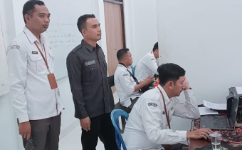 Awasi Pelaksanaan Test CAT 117 Orang Calon Anggota Panitia Pemilihan Kecamatan (PPK)- Ketua Bawaslu KLU Pastikan Sesuai Regulasi